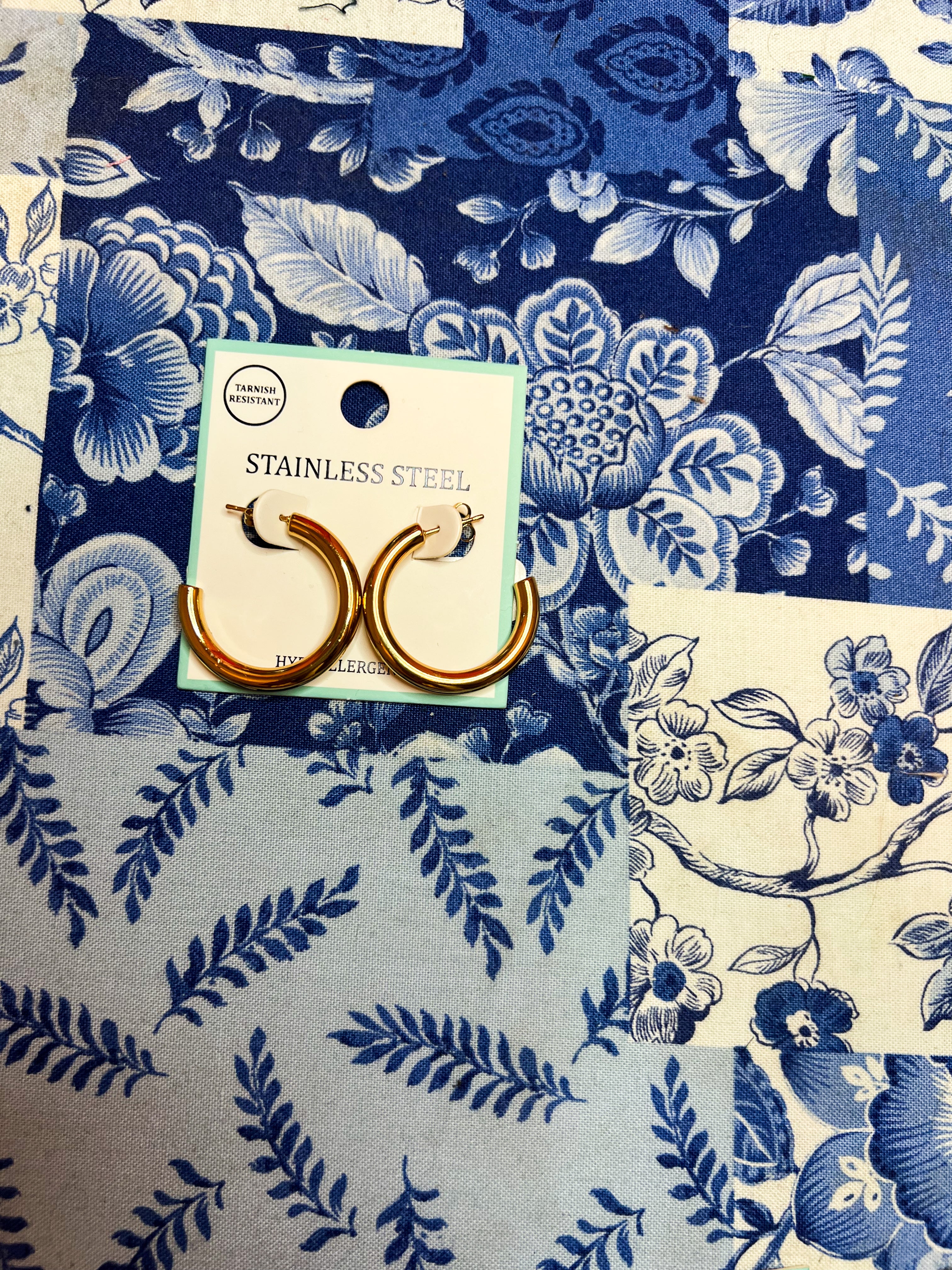 Medium Chunky Gold Stainless Steel Hoop