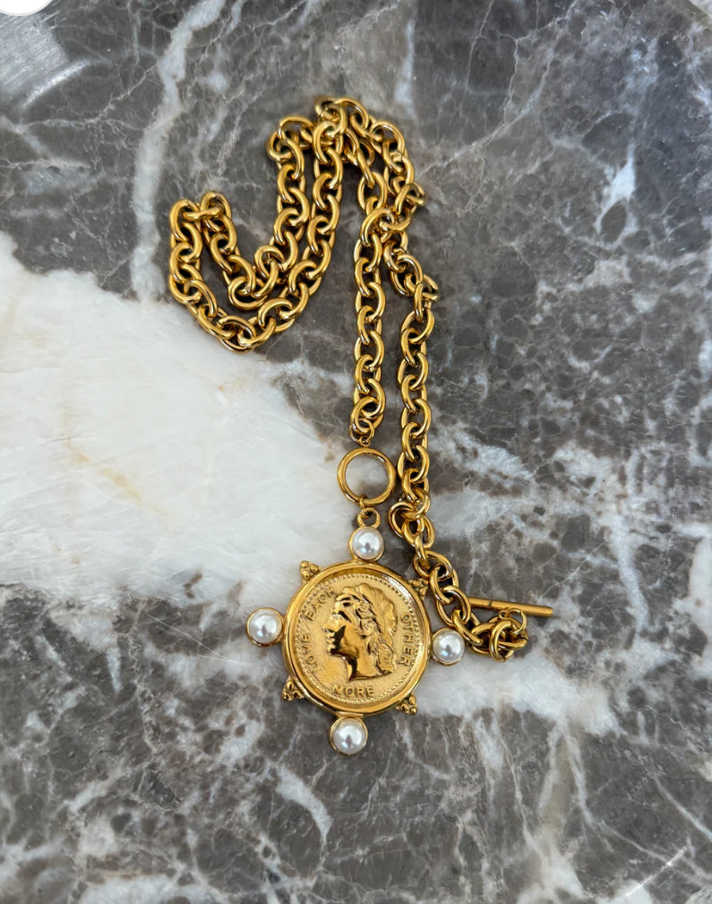 CHANSUTT PEARLS Coin Gold Necklace