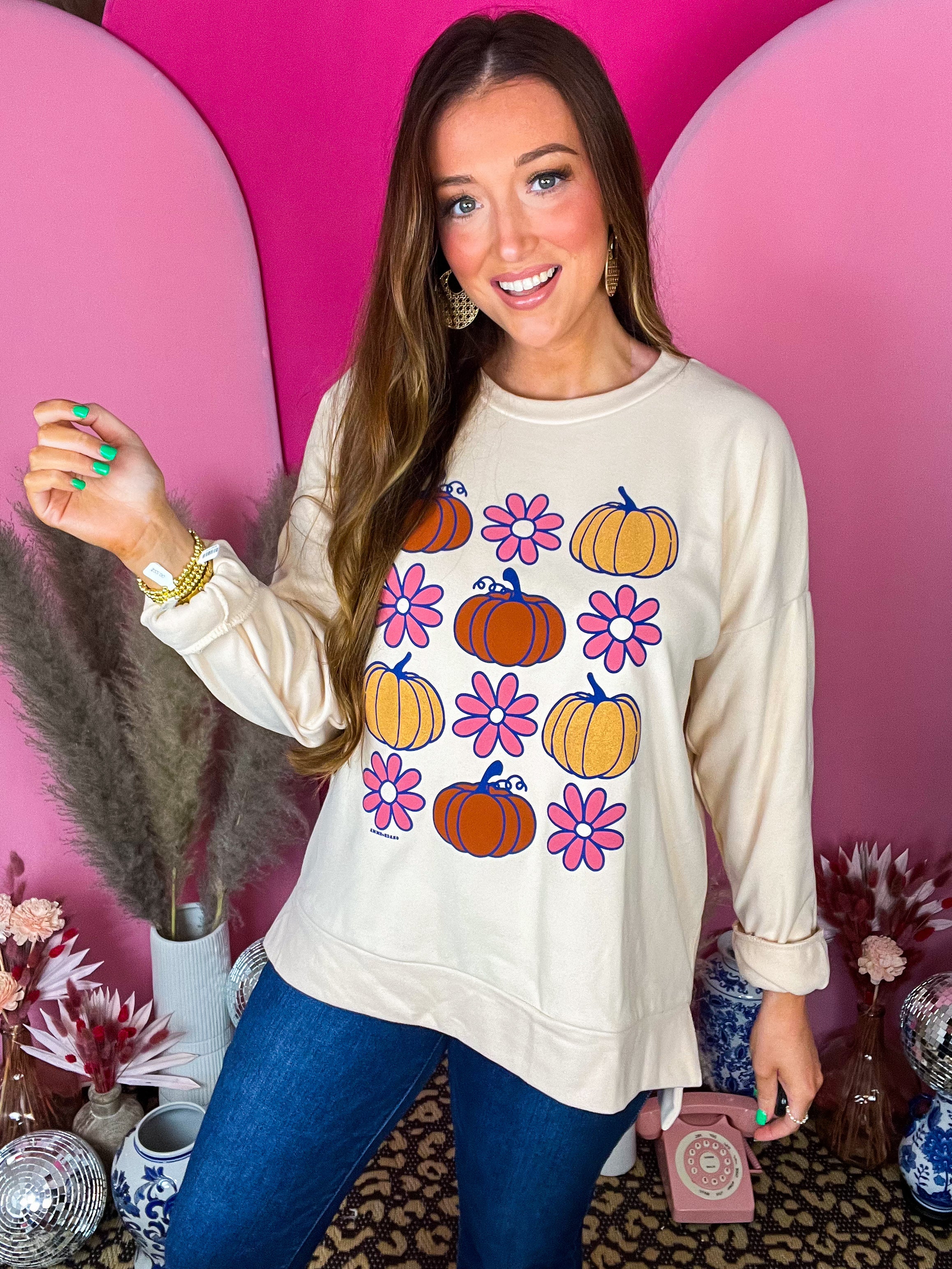 Fall Cream Cozy Graphic Pullover