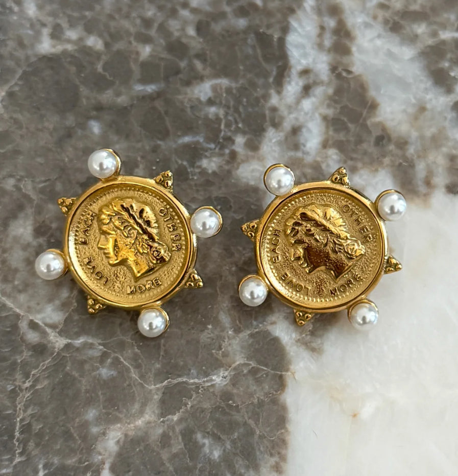 Pearl Coin Earrings CHANSUTT PEARLS