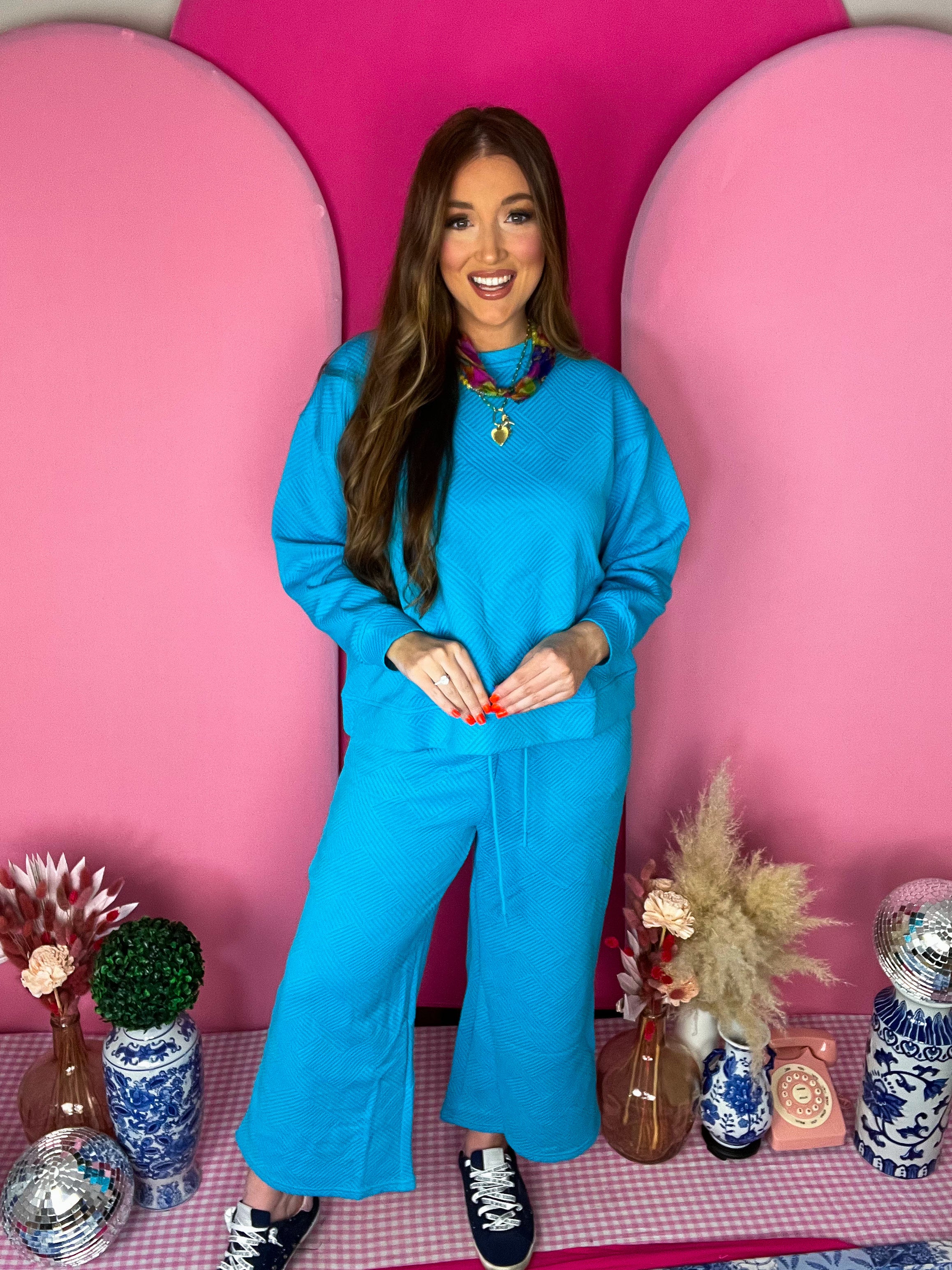 Aqua Texture Wide Cropped Pants