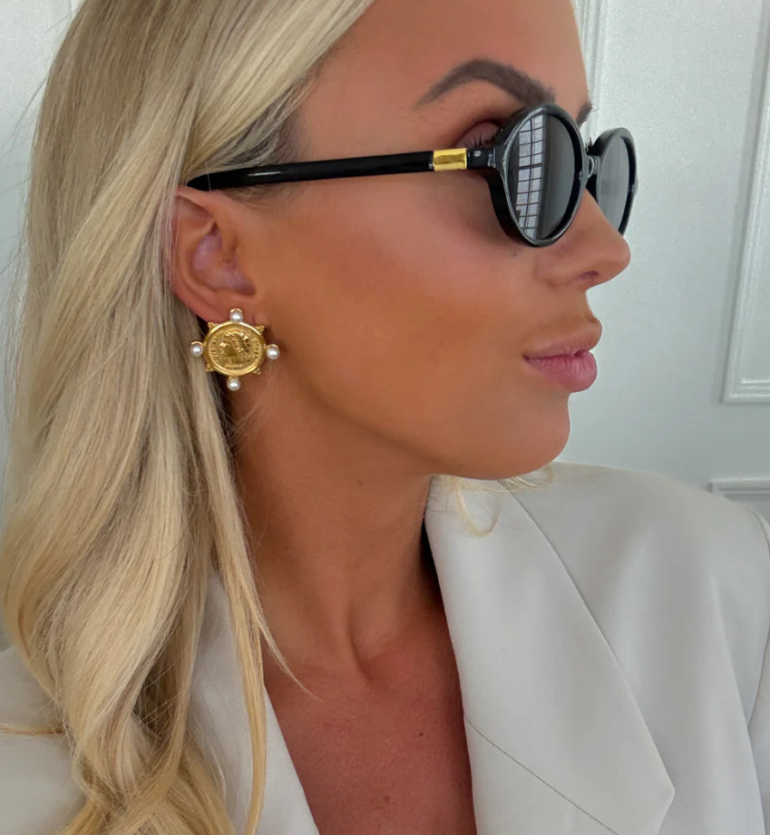 Pearl Coin Earrings CHANSUTT PEARLS